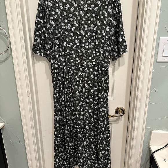 NWT ABLE Amelia Button Dress - Picture 2 of 4